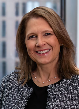 Headshot of Jennifer Erdelyi, Head of Charitable Planning in the Planning Center of Excellence at Bank of America Private Bank.